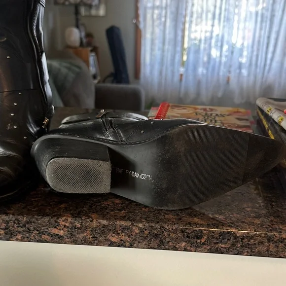 Harley-Davidson Black Leather Heeled Boots - Picture 3 of 4